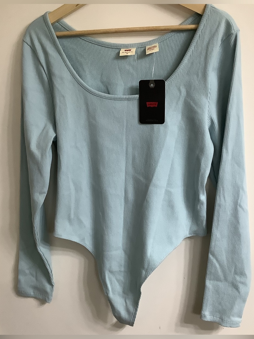NWT Levi’s Jude Long Sleeve Ribbed Scoop Neck Bodysuit Baby Blue Size XL